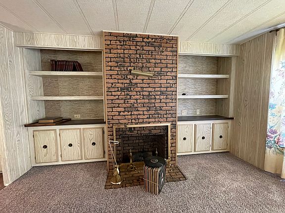 2nd image of 277 Ponce De Leon Dr