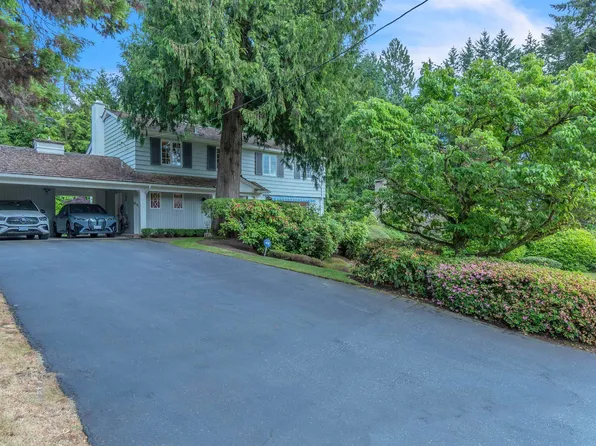 840 Margaree Pl, West Vancouver, BC V7T 2J4