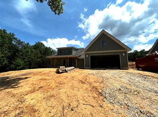 324 W Lakeview Dr, Milledgeville, GA 31061