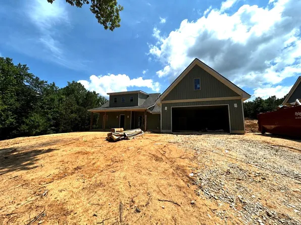 324 W Lakeview Dr, Milledgeville, GA 31061