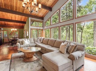 4332 Deer Run Ct, Cross Plains, WI 53528