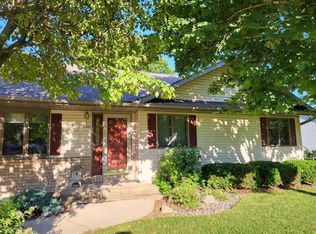 1709 S Schmidt Ave, Marshfield, WI 54449