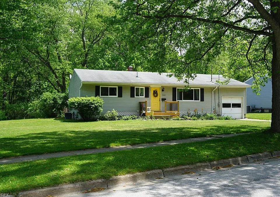 533 Harvey St