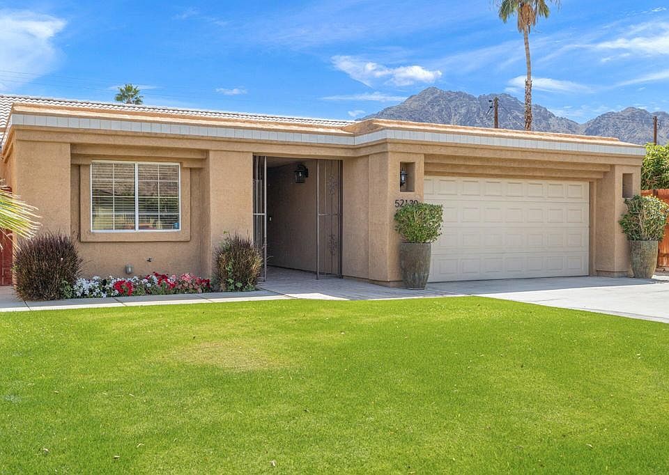 1st image of 52130 Avenida Martinez