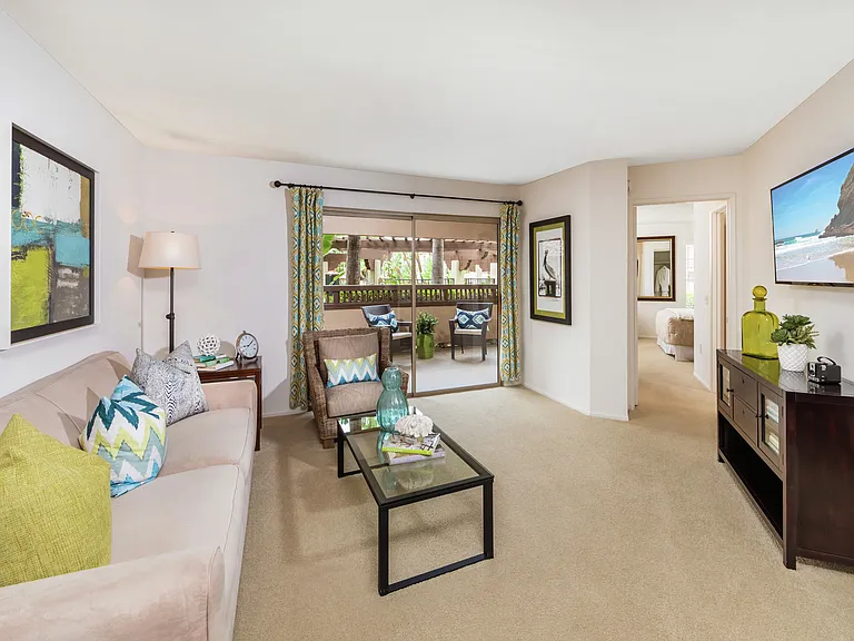 Rancho Mariposa Apartment Homes — Photo 13
