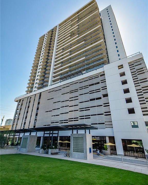 1st image of 222 West Ave Unit 2113