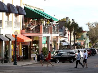 155 N Rhodes St, Mount Dora, FL 32757