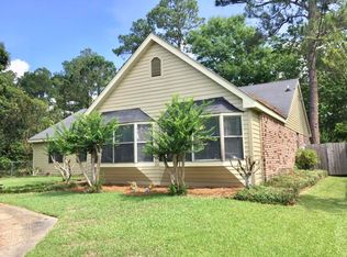 115 Comanche Dr, Hattiesburg, MS 39402