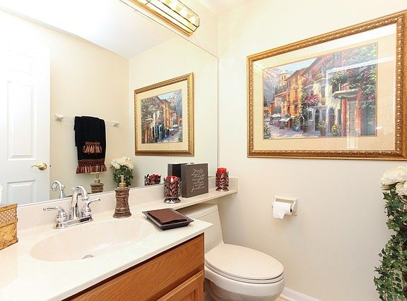 5th image of 5010 Thornbark Dr