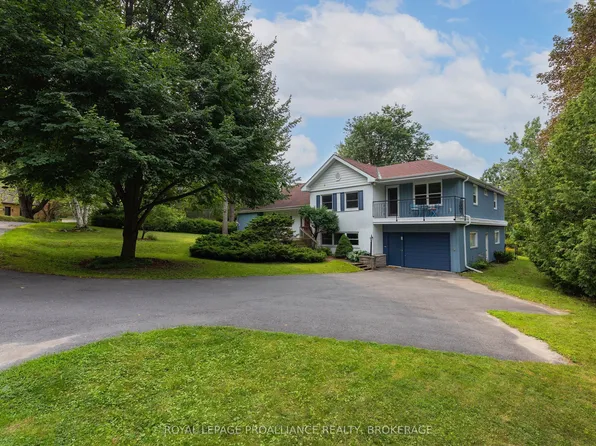 6 Grenville Cres, Kingston, ON K7M 3A8