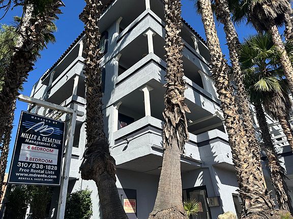 4th image of 2462 S Barrington Ave #8