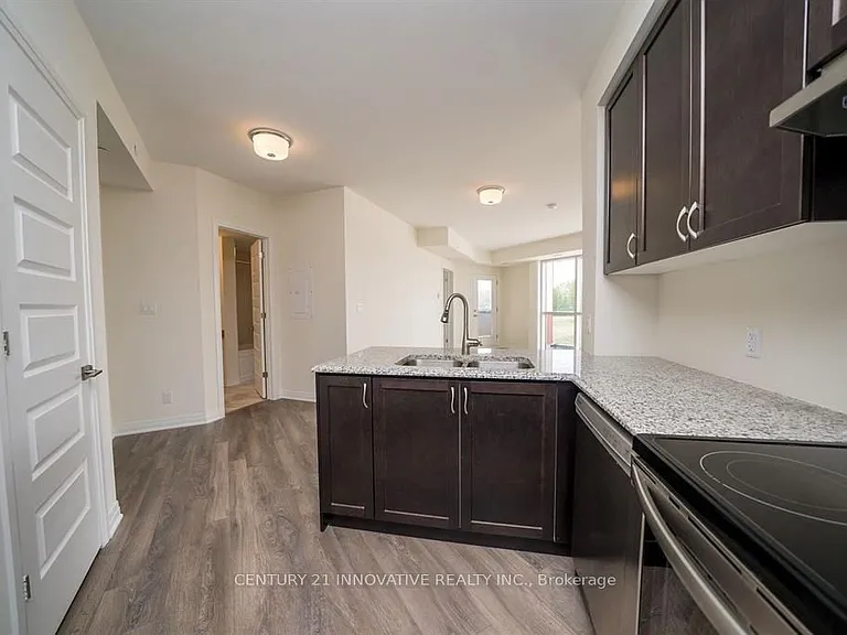 58 Adam Sellers St #212 — Photo 6