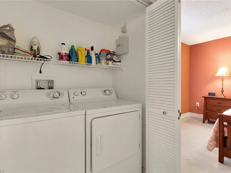 1195 Wildwood Lakes Blvd #202 — Photo 20