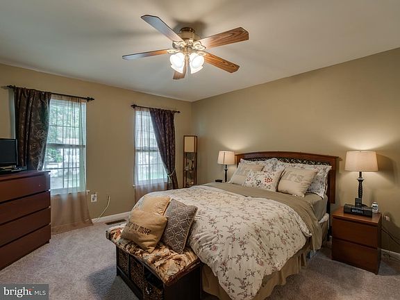 4th image of 5645 Saint Charles Dr