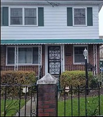 1st image of 11422 144th St
