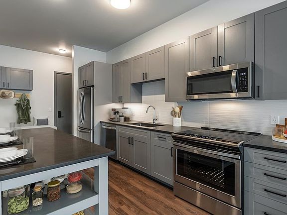 5th image of 1118 Penn St #7