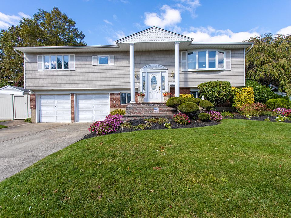 1st image of 23 Ellensue Dr