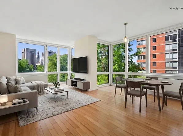 415 Main St APT 4G, New York, NY 10044