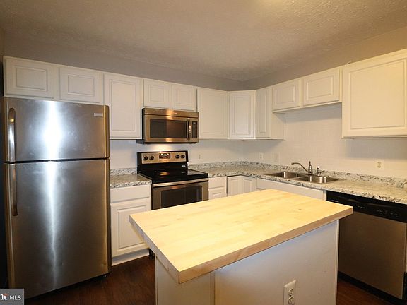 5th image of 600 Kensington Dr