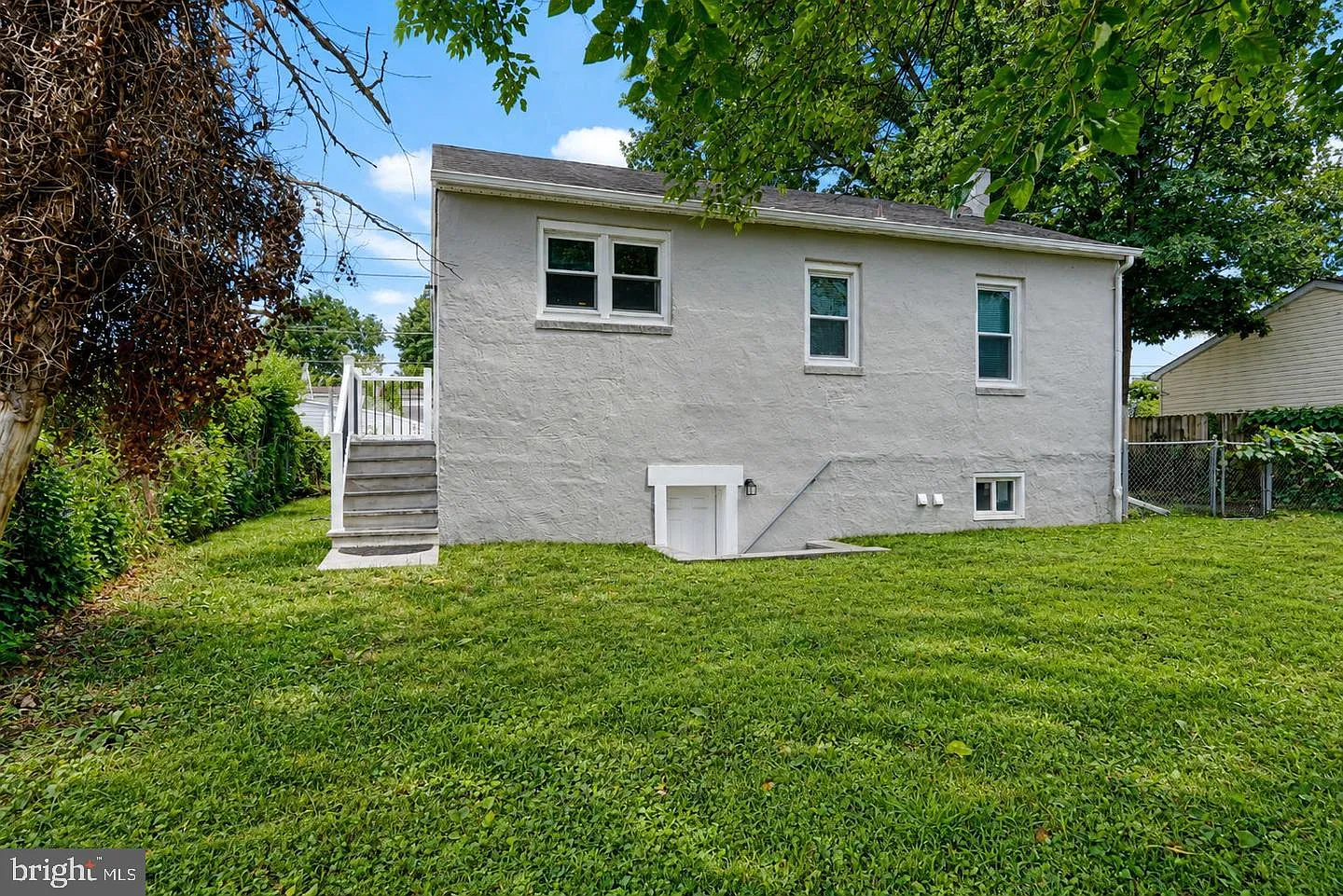 3 bed, 2.0 bath, 1312 sqft, $2,950 — Photo 4