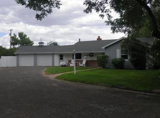 1013 Fairview Dr, Riverton, WY 82501