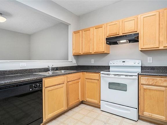 2nd image of 508 Berckman Dr NW #4
