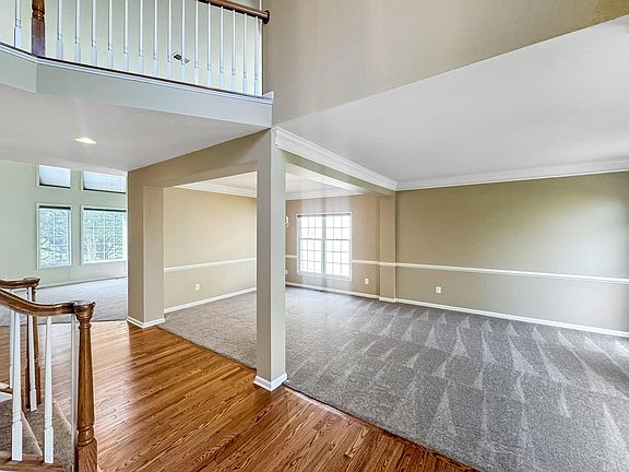 2nd image of 5522 Hillsman Farm Ln