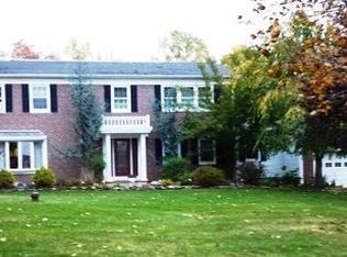 5 Midland Dr, Great Meadows, NJ 07838