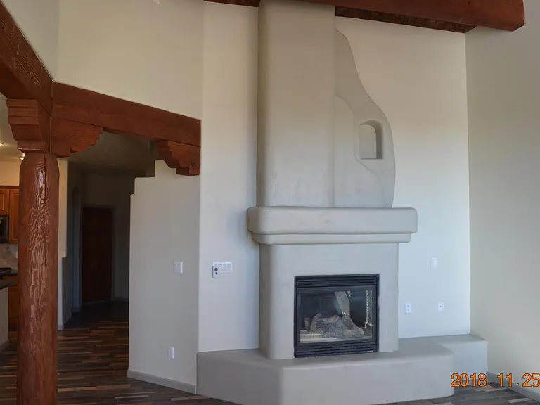 8720 Desert Fox Way NE — Photo 2
