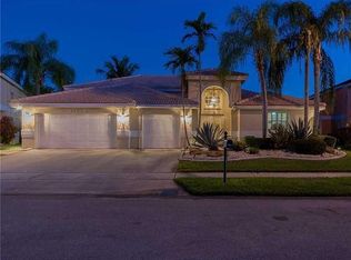 19730 NW 9th Dr, Pembroke Pines, FL 33029