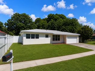 557 W Dayton Circle, Fort Lauderdale, FL 33312