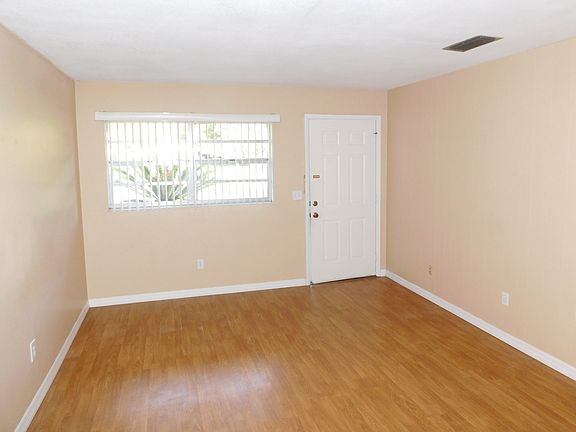 3rd image of 27014 Golden Meadow Dr