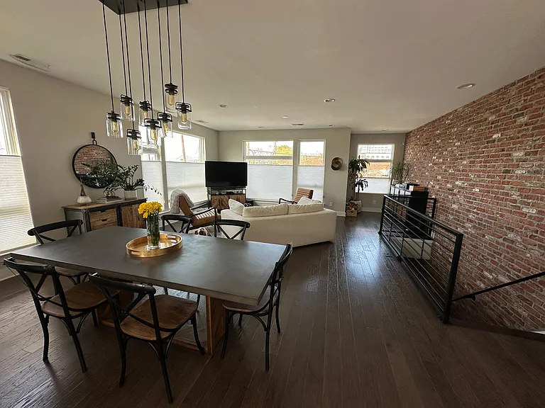 444 Southend Crossing Ln #1 — Photo 6