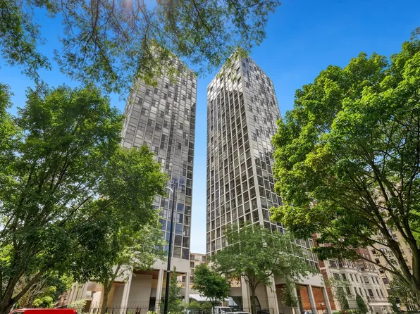 345 W Fullerton Pkwy APT 1407, Chicago, IL 60614