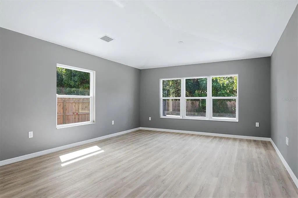 2 bed, 2.0 bath, 1342 sqft, $1,850 — Photo 3