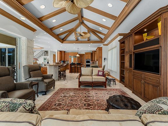 4th image of 5 Sail Point Ln