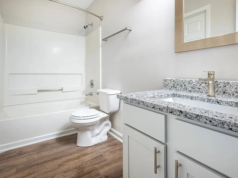 Brookefield Apartments — Photo 12