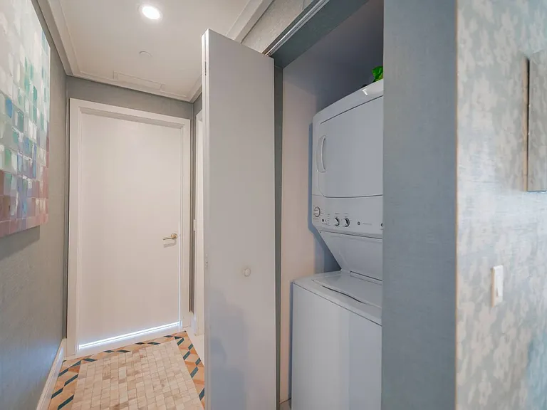 Washer/Dryer
