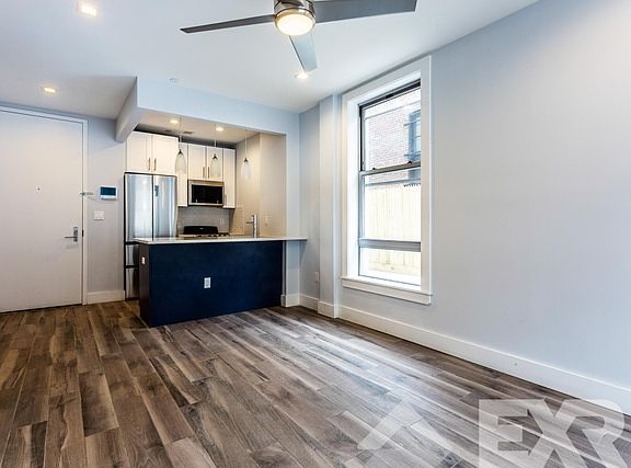 5th image of 302 Saint Nicholas Ave #D