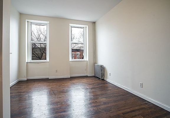 4th image of 451 7th Ave APT 3R