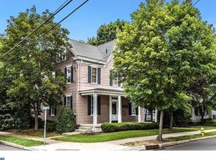33 W 2nd St, Moorestown, NJ 08057