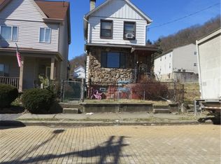 806 9th St, Mc Kees Rocks, PA 15136