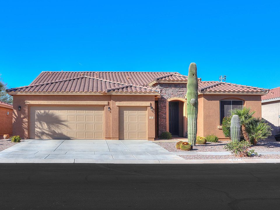 1st image of 277 N MONTEREY Court