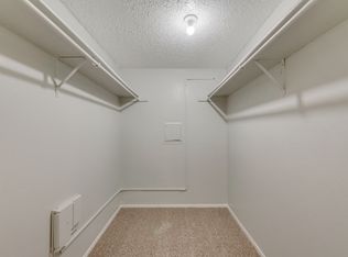ROCHELLE PLACE, Irving, TX 75062