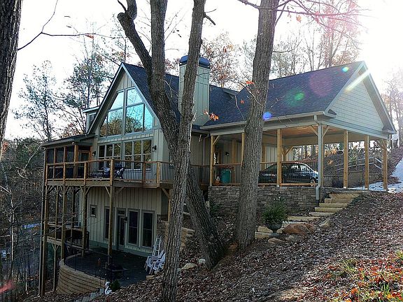 3rd image of 5474 Dogwood Ln