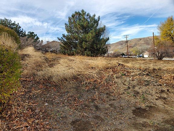 2nd image of Clydesdale Dr