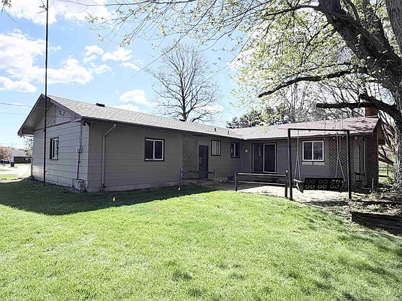 5th image of 62187 Pine Rd