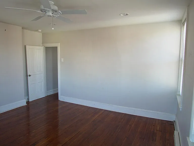 1900 S 18th St #3 — Photo 6