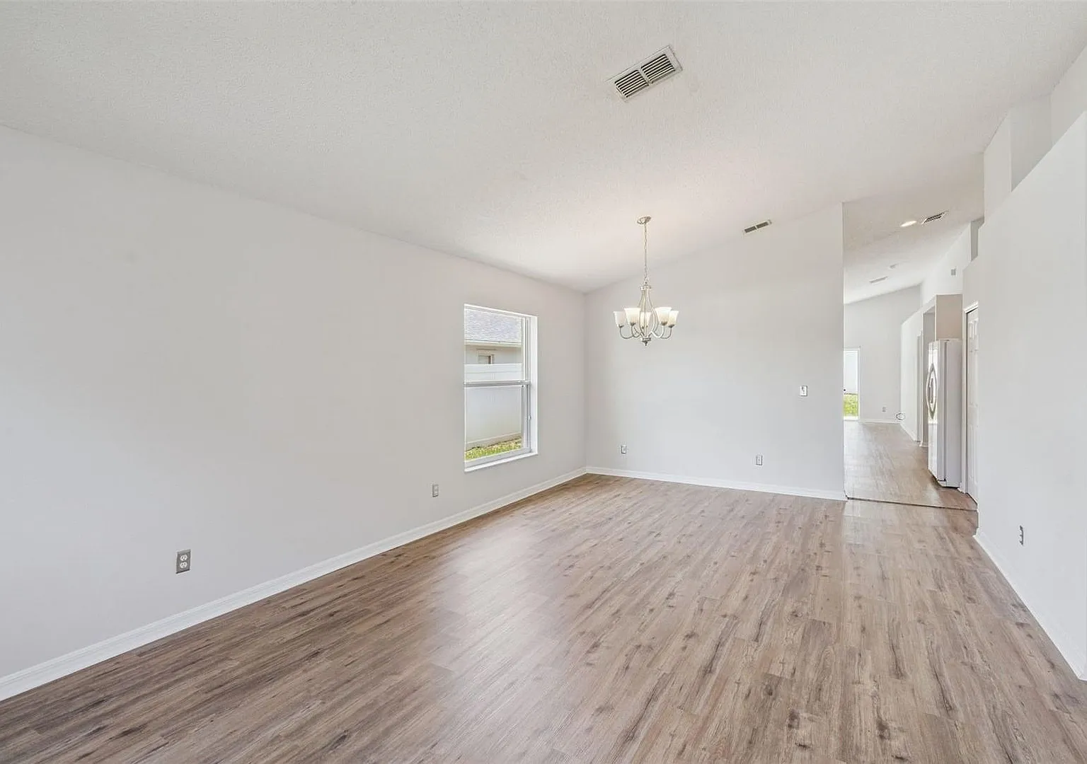 New Davenport Rental! — Photo 3