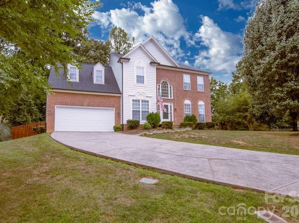 111 Comata Rd, Mooresville, NC 28117